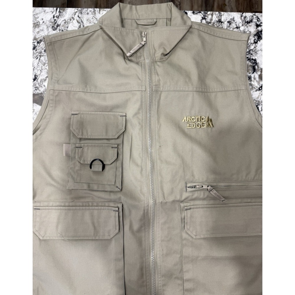 LifeWay Fishing Vest Khaki Sports Utility L Arctic Edge Embroidery Joshua 1:9